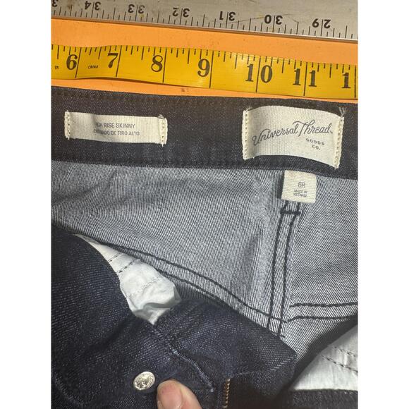 Universal Thread High Rise Skinny Jeans Size 6R Dark Wash Sleek Super Stretch - Picture 5 of 8